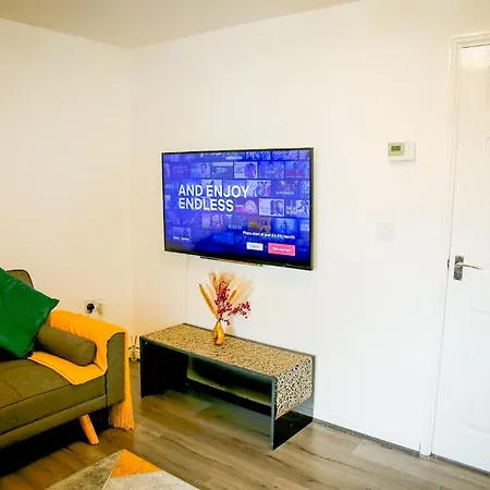 The Wynne House - 3 Bedroom Luxury House With 5 Beds & Free Parking Near City Centre, And A Walking Distance To The Etihad Stadium & Coop Live Arena Manchester Esterno foto