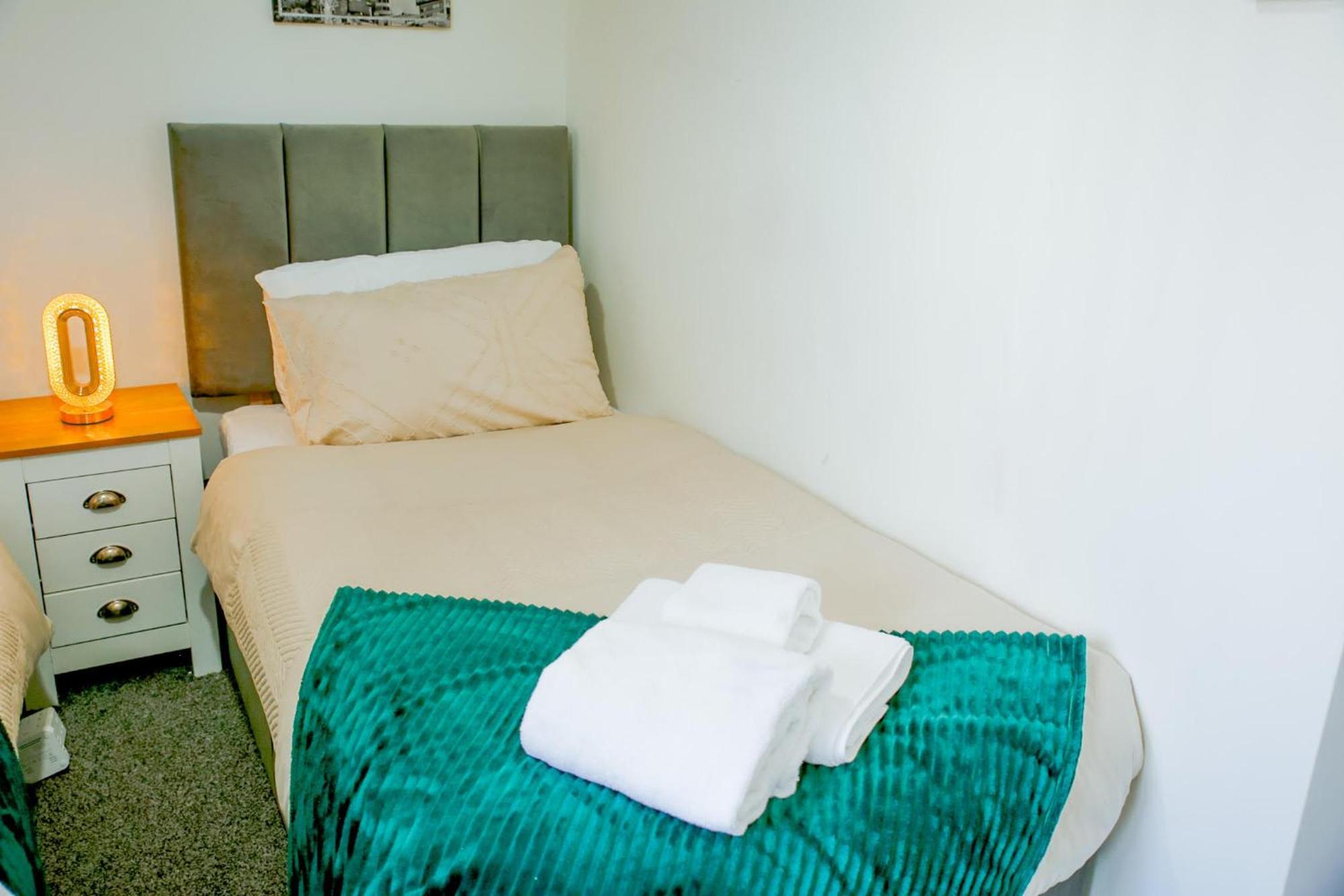 Casa vacanze The Wynne House - 3 Bedroom Luxury House With 5 Beds & Free Parking Near Centre, And A Walking Distance To The Etihad Stadium & Coop Live Arena Manchester